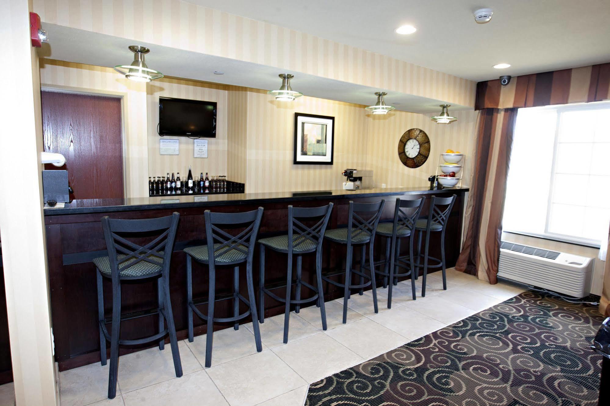Cobblestone Inn & Suites - Langdon Exterior foto